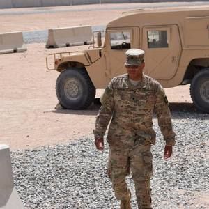 Meet your Posher, Elliot